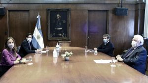 5f69cb197d416_1004x565