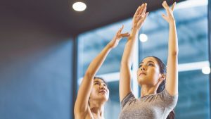 en-el-taiso-se-realizan-ejercicios-suaves-distendidos-buscando-la-mayor-amplitud-en-el-movimiento-siempre-respetando-las-limitaciones-individuales-1216013