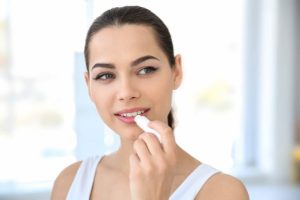 bigstock-labios-belleza-piel-rouge-pintalabios-768x512