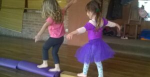 danza-acrobatica-1170x600