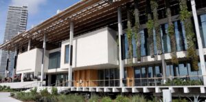 kKZUkfn90_1256x620__1