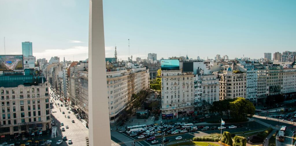 Iagh6x9Hv_1256x620__1