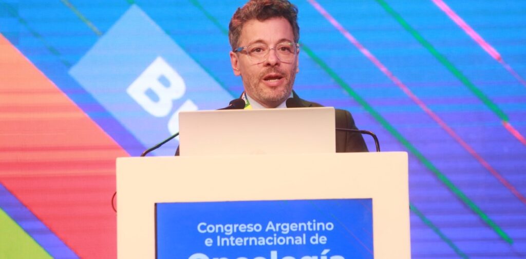 CNwVKFhR4_1256x620__1