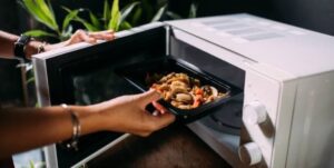 RbEJP5VQH_1256x620__2