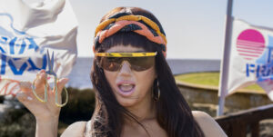 fC89HGLH2_1256x620__2