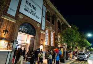 moderno-noche-de-los-museos