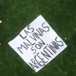 Malvinas: el cartel de la selección y el alerta