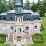 A 2 horas de la Capital: palacete francés que será hotel
