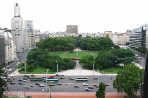 Plaza_San_Martin_monumento_a_los_caidos_en_Malvinas_-_panoramio